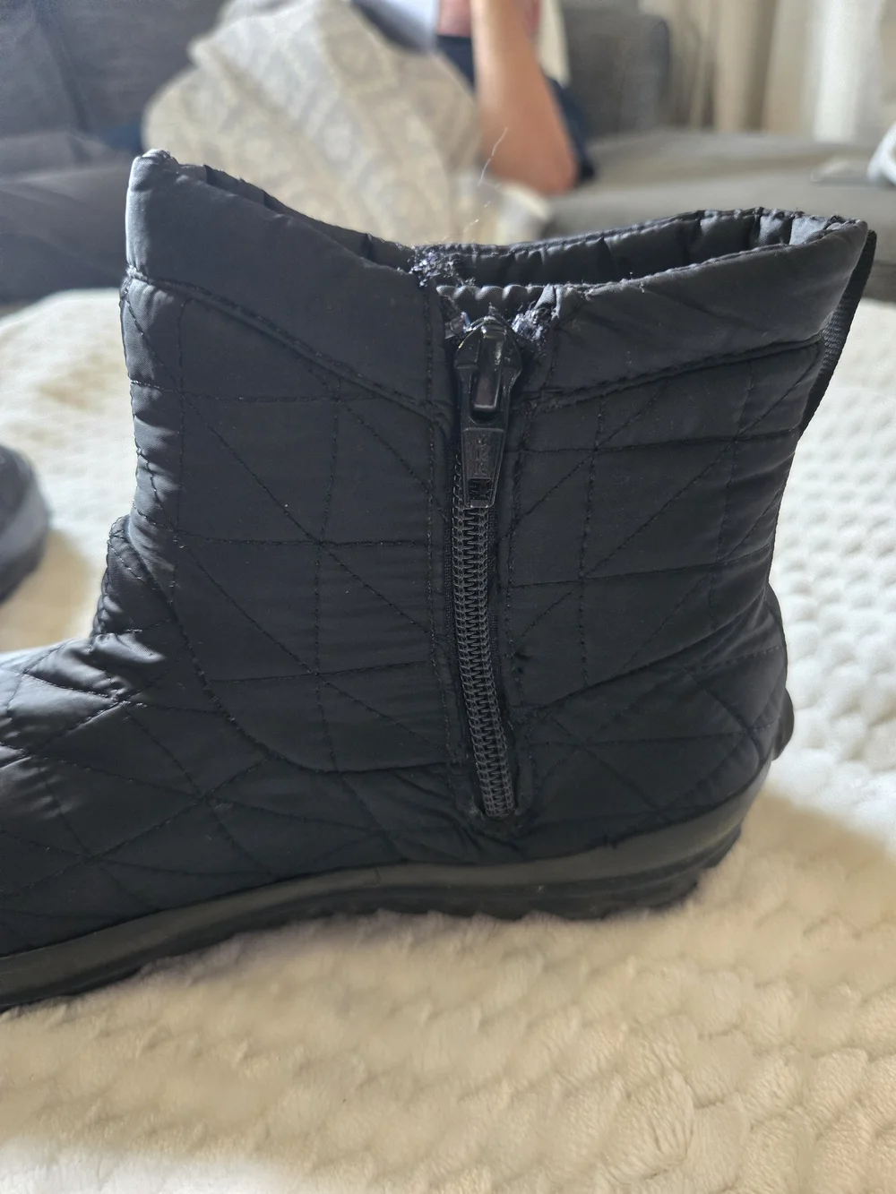 Bogs Quilted Black Women's Winter Ankle Boots